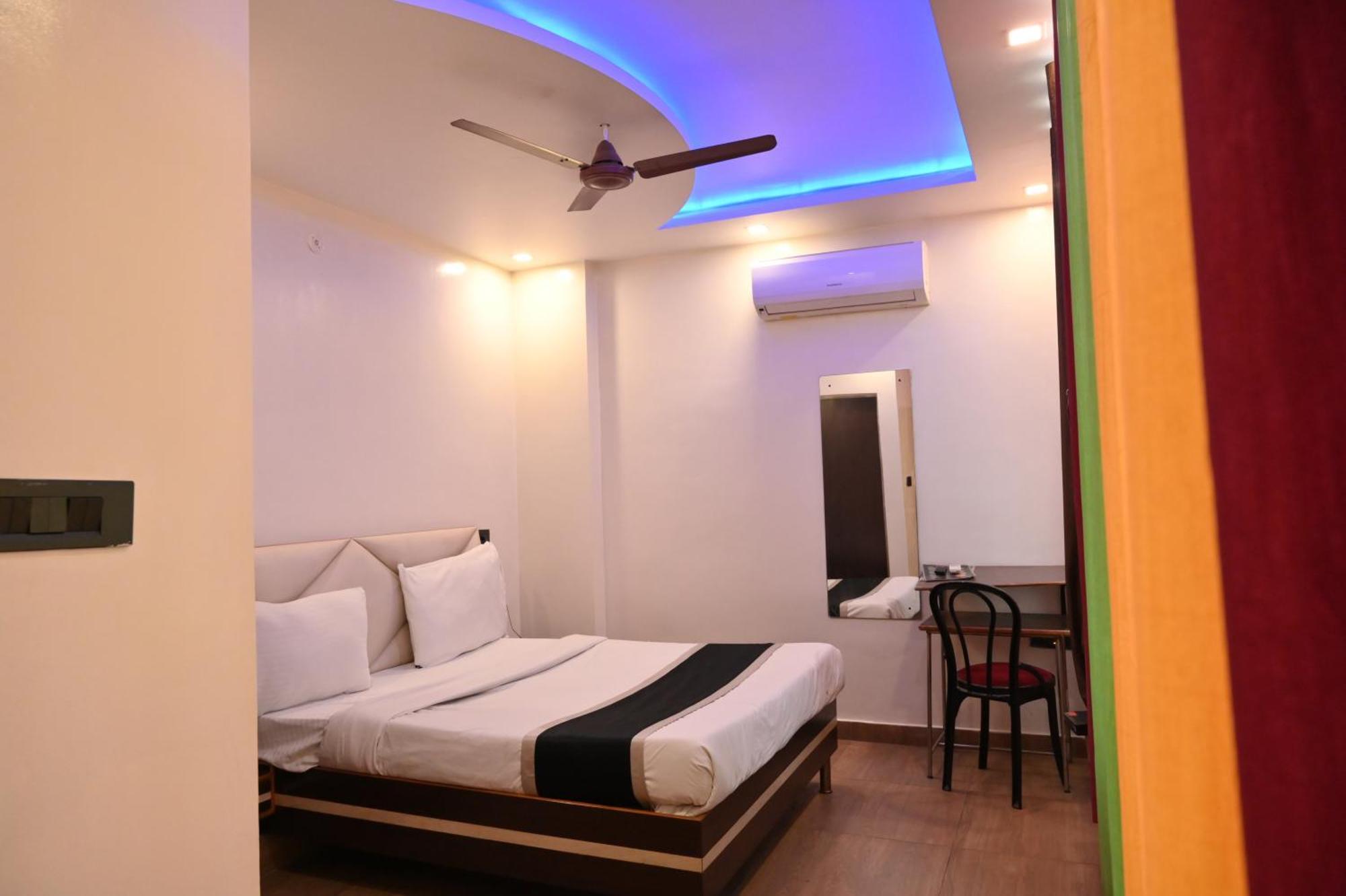 Hotel Riddhi Regency Lucknow Exterior foto
